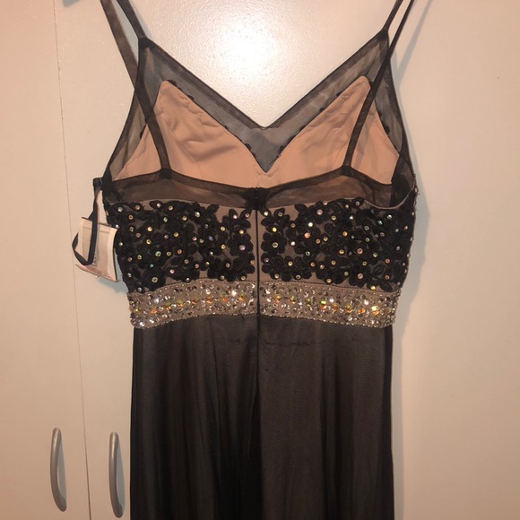 Sparkly Prom Dress - Picture 6 of 7